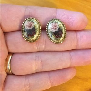 Victorian flower stud earrings